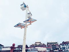 -噶丹松赞林寺