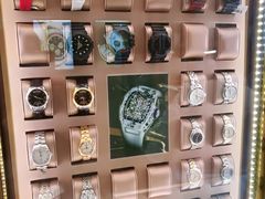 -亨得利名表服务中心(上海湾店)