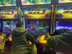 -星悦蓝海欢乐园(石路天虹店)