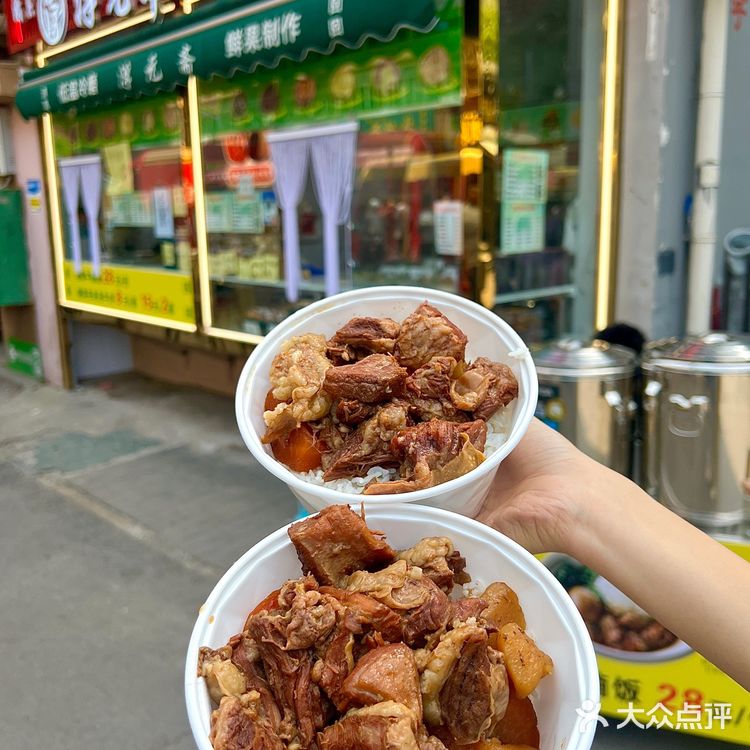 天津！来西北角就为了他家这一口牛肉烧饼….