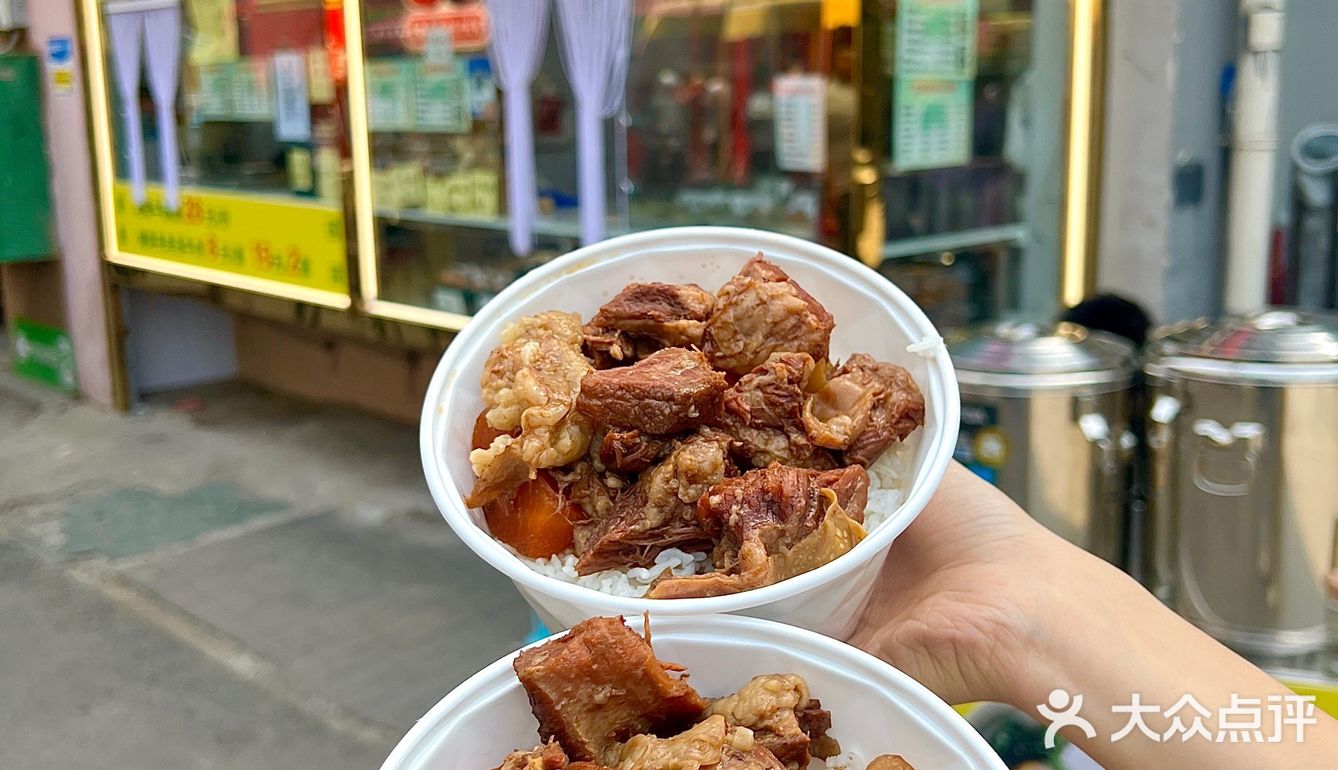 天津！来西北角就为了他家这一口牛肉烧饼….