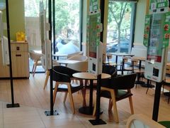 -德克士(绿地店)