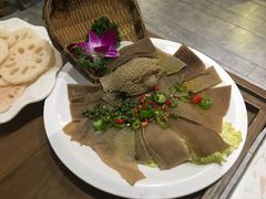 -逸南山鲜毛肚火锅(春熙路店)
