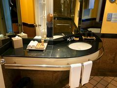 -麦哲伦丝绸度假村