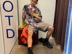 -URBAN REVIVO(深圳华润万象天地店)