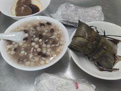 -芳婆糕团店(王府大街店)
