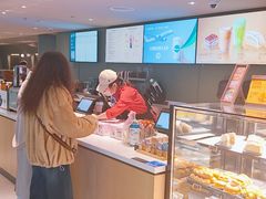 -星巴克(浦东机场T2到达店)