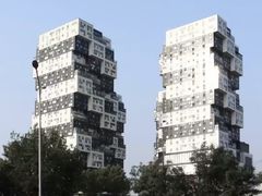 -资和信百货商场