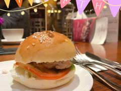 -广州中心皇冠假日酒店·汇点大堂吧