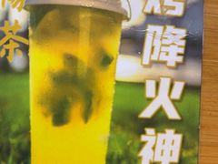 -蚝老板海鲜烧烤大排档(码头店)