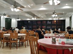 大堂-第一家鲜鱼汤清真老饭店(回新路店)