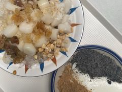 -正南齐北·老街糯米团(洪崖洞店)