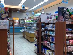 -全家便利店(天目山路三店)