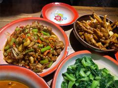 -老三样·美食研究中心(世贸路店)