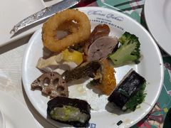 -四海一家自助餐(益田假日广场店)