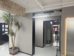 -宫铭烫发染发接发店