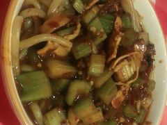 新疆炒米粉-西域阿里马新疆菜·清真(桂花路店)