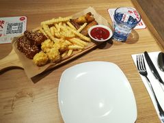 -必胜客(柳州万象城店)