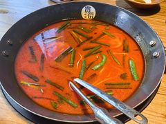 -贵厨酸汤牛肉(小十字店)