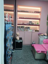 -斐尔国际皮肤管理中心