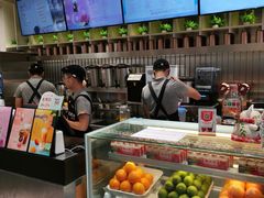 -CoCo都可(湖滨银泰店B区店)