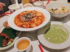 -芽笼芽笼新加坡餐厅(环球港店)