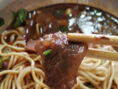 -薛记襄阳香辣牛肉面(平安路店)