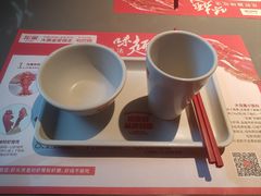 -龙巢盱眙龙虾·牛蛙·烧烤宵夜(八卦岭店)