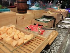 -梅园国际大酒店·自助餐厅(光明港店)