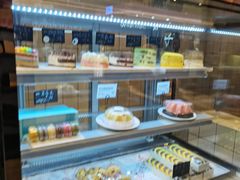 面包甜点陈列柜-野上麦田(中贸广场店)