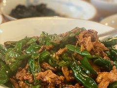 辣椒炒肉-啄佬食堂