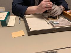 -亨得利钟表商店