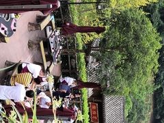 -楠柏弯休闲山庄(梨花溪店)