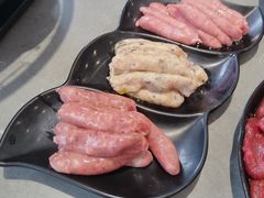 -啊美丽炭火烤肉(滑翔一店)