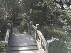 周边环境-复旦大学附属华山医院(总院)