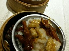 排骨凤爪饭-花园酒家(油麻地店)