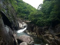 -鄣山大峡谷