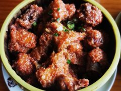 -莲餐厅·湖北菜·潜江小龙虾店(愚园路店)