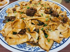 -壹阁胡羊焖饼(特色小吃街店)