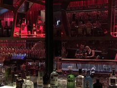 -OZONE 顶楼酒吧(香港丽思卡尔顿酒店)