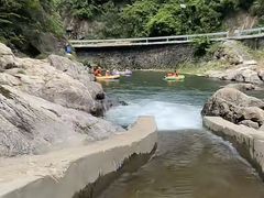 -安吉龙王山峡谷漂流