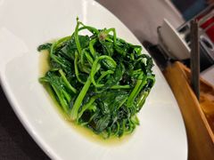 -梅花香里大酒店(郁金香路店)