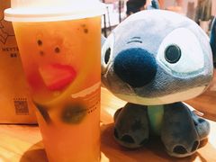 超级水果四季春-喜茶(上海正大广场店)