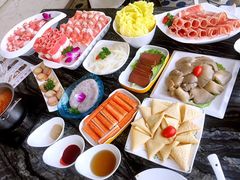 -云中捞高空旋转餐厅(商茂世纪广场店)