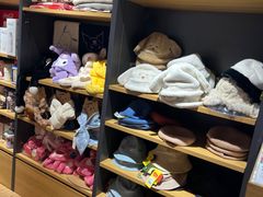 -九木杂物社(新奥购物中心店)