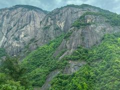 -鄣山大峡谷