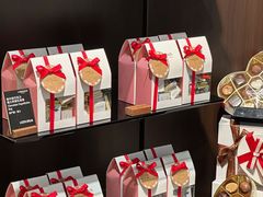 -Laderach 莱德拉(上海环贸iapm店)