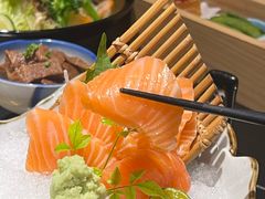 -山川小町·极番烧肉(新地假日广场店)