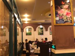 -刘姐啤酒鱼民族演艺餐厅(西街总店)