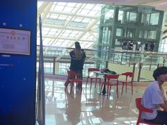 -BlueGame深蓝密室逃脱真人NPC(京投港·长阳店)